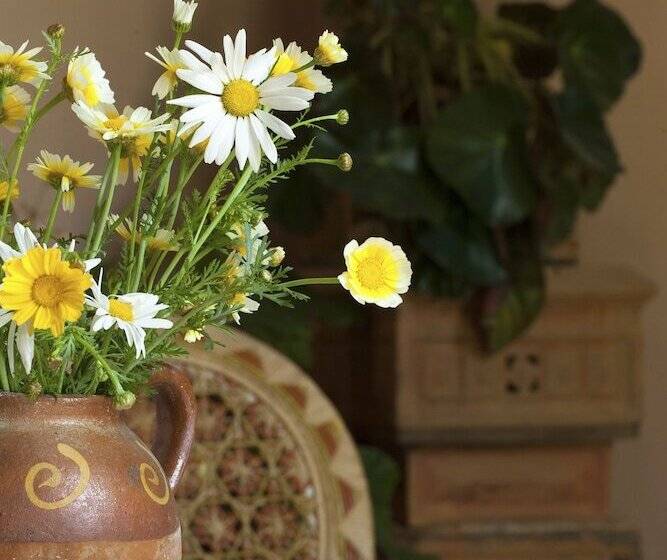 Villa Farinella Bed & Breakfast