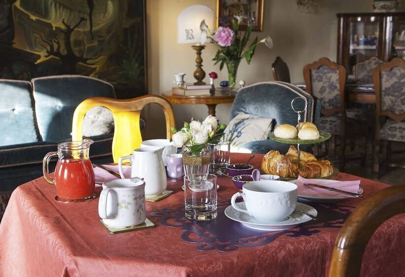 Villa Farinella Bed & Breakfast