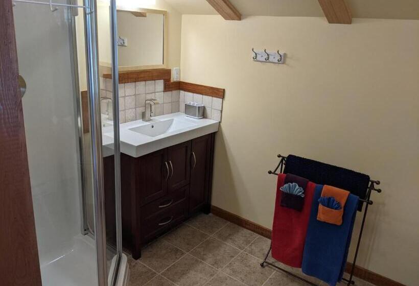 تختخواب و صبحانه Tschurtschenthaler Lodge