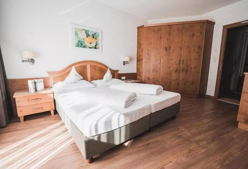 Hotelli Am Sonneck