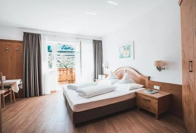 Hotelli Am Sonneck
