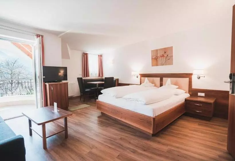 Hotelli Am Sonneck