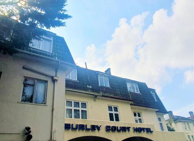 هتل Burley Court