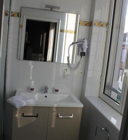 בית מלון כפרי Du Centre