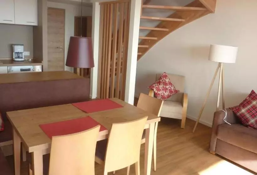 Hotelli Gasthaus Sonne Neuhäusle