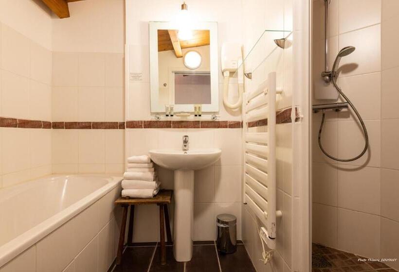 Hotelli Hôtel Le Vieux Gréement