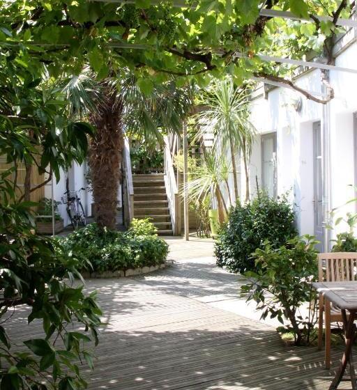 Hotelli Hôtel Le Vieux Gréement