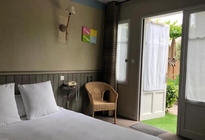 Hotelli Hôtel Le Vieux Gréement