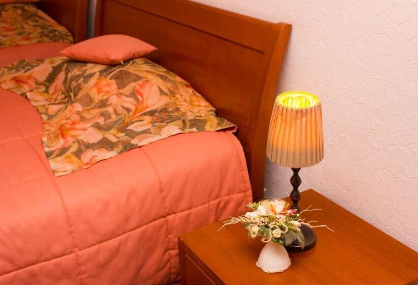 בית מלון כפרי Oasis