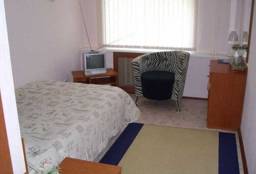 בית מלון כפרי Oasis