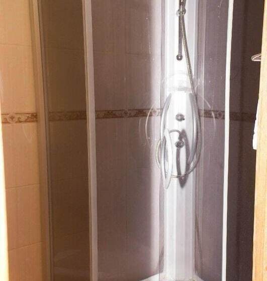 בית מלון כפרי Oasis