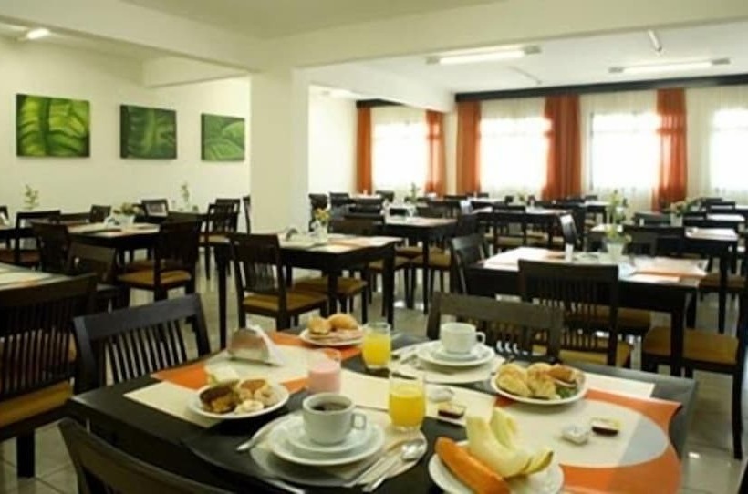 Hôtel Serema Palace