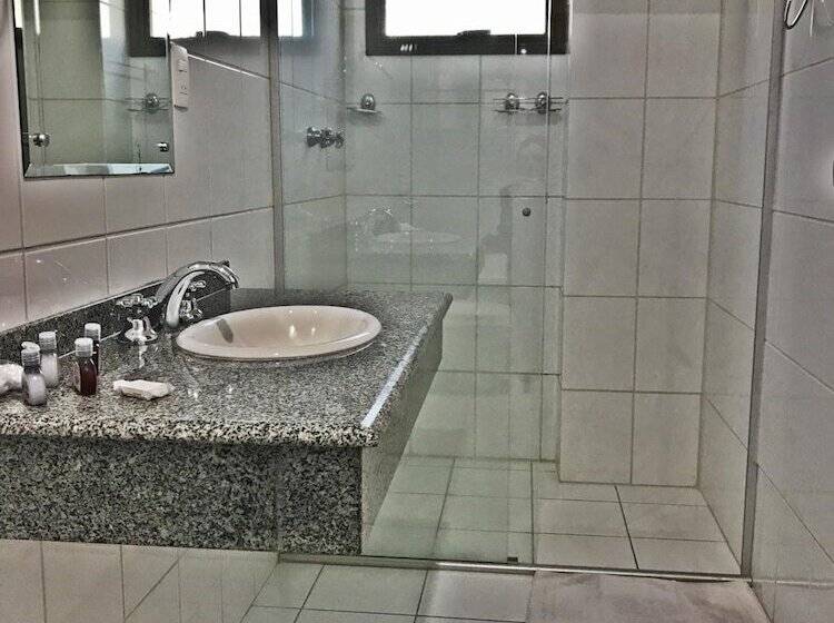 Hôtel Serema Palace