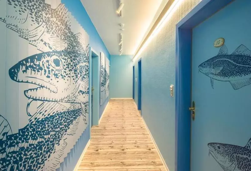 ホテル Strandburg