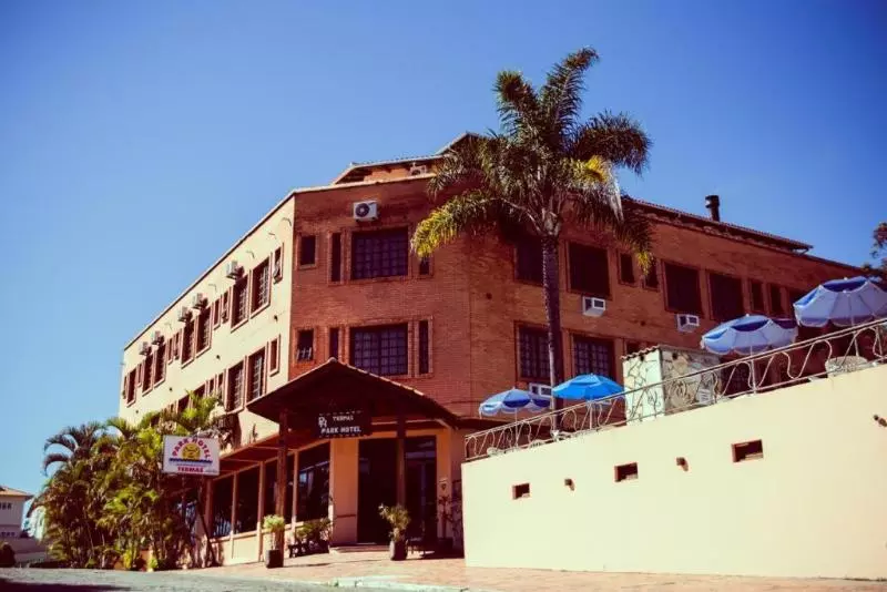 ホテル Termas Park
