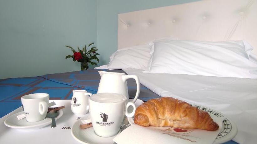 酒店 Villa Mirella