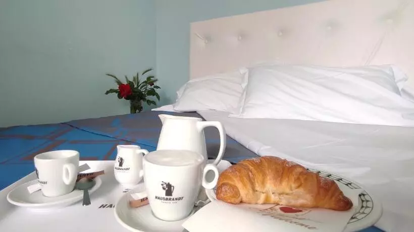 Hotelli Villa Mirella