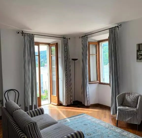 ホテル Villa Toscanini