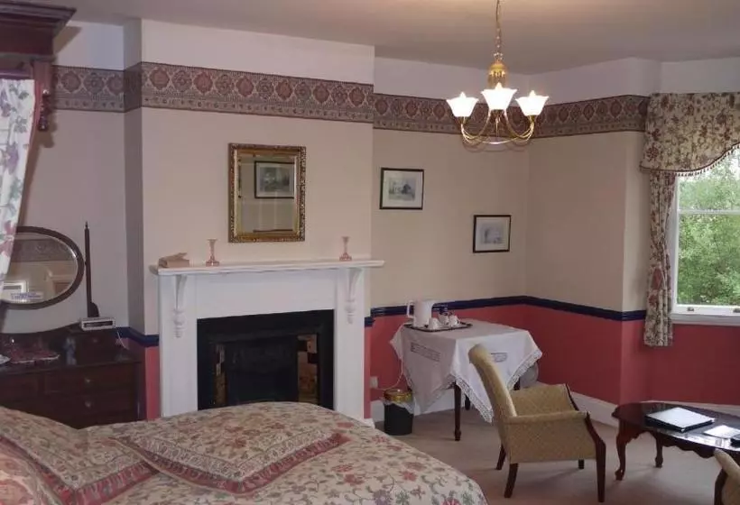 Leadon House Hotel