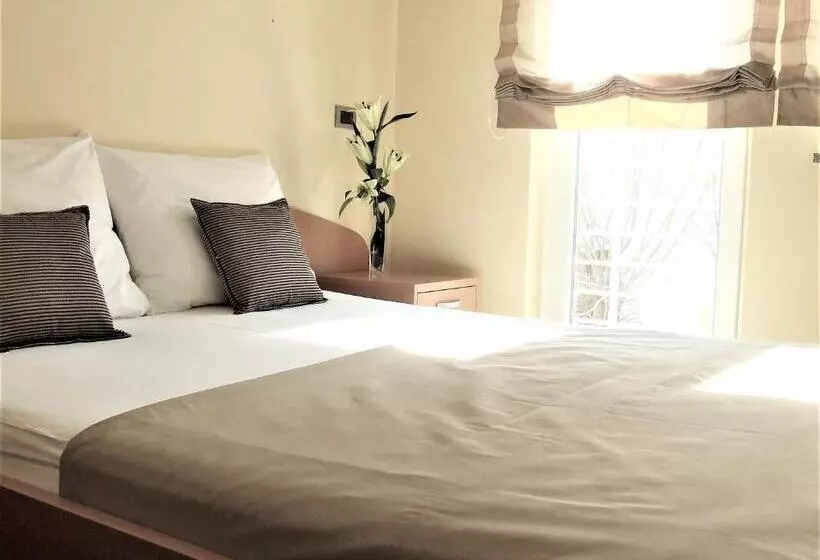 Hotelli Central Slavonski Brod