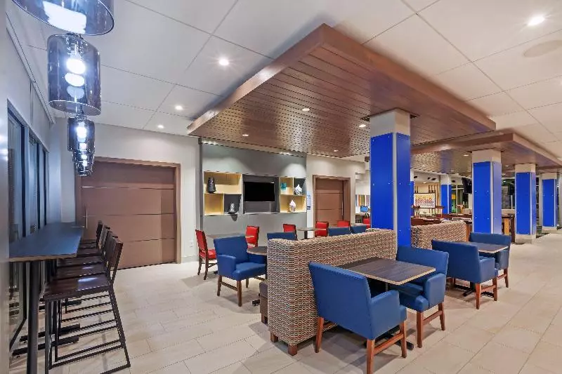 ホテル Holiday Inn Express And Suites Chanute, An Ihg