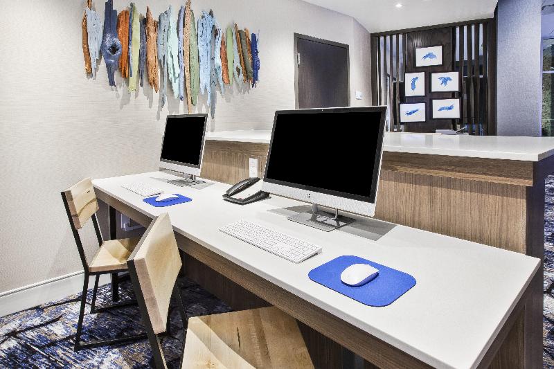 בית מלון כפרי Holiday Inn Express & Suites Okemos   University Area, An Ihg