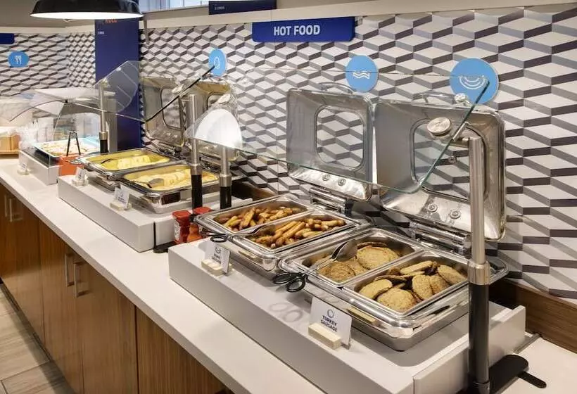 ホテル Holiday Inn Express & Suites S Lake Buena Vista, An Ihg