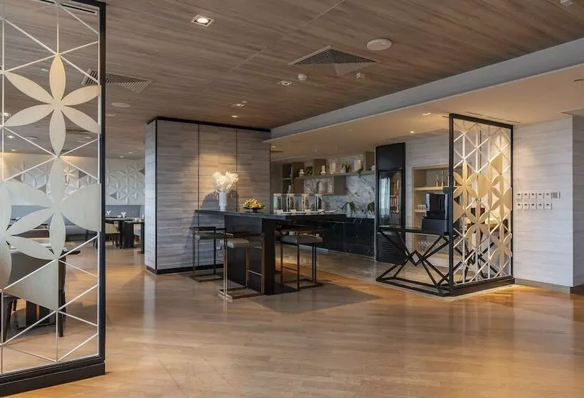 هتل Holiday Inn & Suites Rayong City Centre, An Ihg