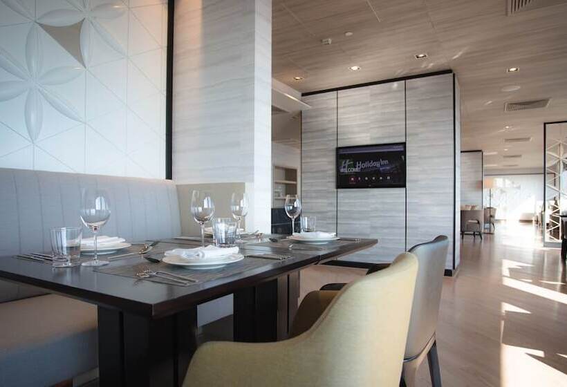 هتل Holiday Inn & Suites Rayong City Centre, An Ihg