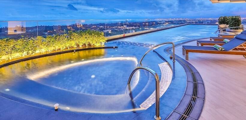 هتل Holiday Inn & Suites Rayong City Centre, An Ihg