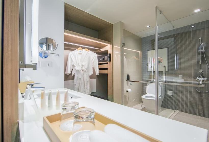 هتل Holiday Inn & Suites Rayong City Centre, An Ihg