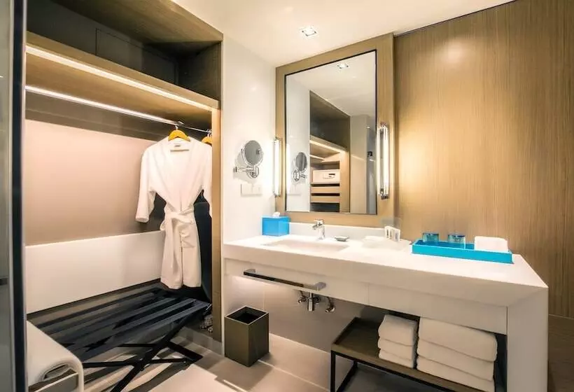 هتل Holiday Inn & Suites Rayong City Centre, An Ihg