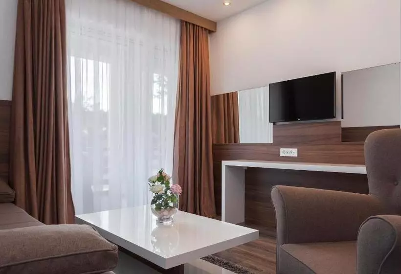 Hotelli Mirjana & Rastoke