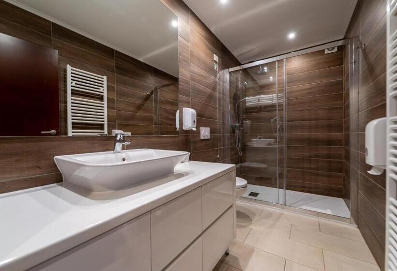 Отель Mirjana & Rastoke