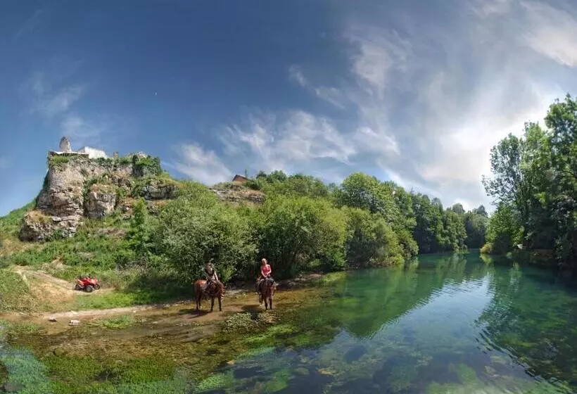 Hotelli Mirjana & Rastoke