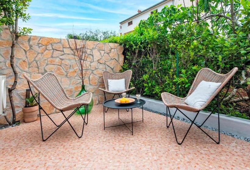 Villa B&b Marina & Parking Free