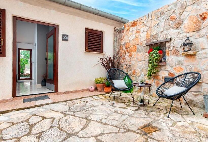 Villa B&b Marina & Parking Free