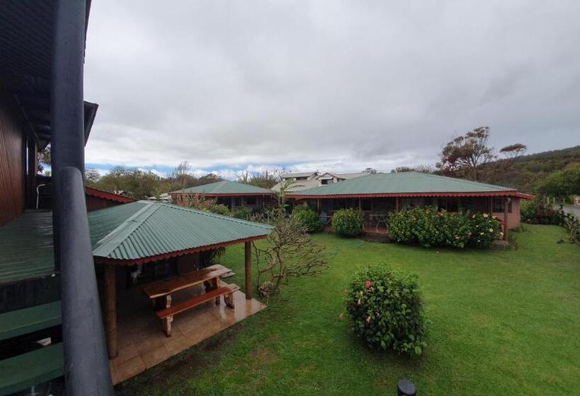 تختخواب و صبحانه Cabañas Christophe