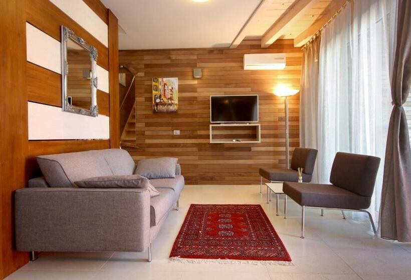تختخواب و صبحانه Rooms Alla Beccaccia