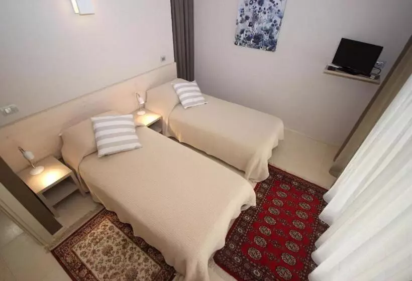 Aamiaismajoitus (B&B) Rooms Alla Beccaccia