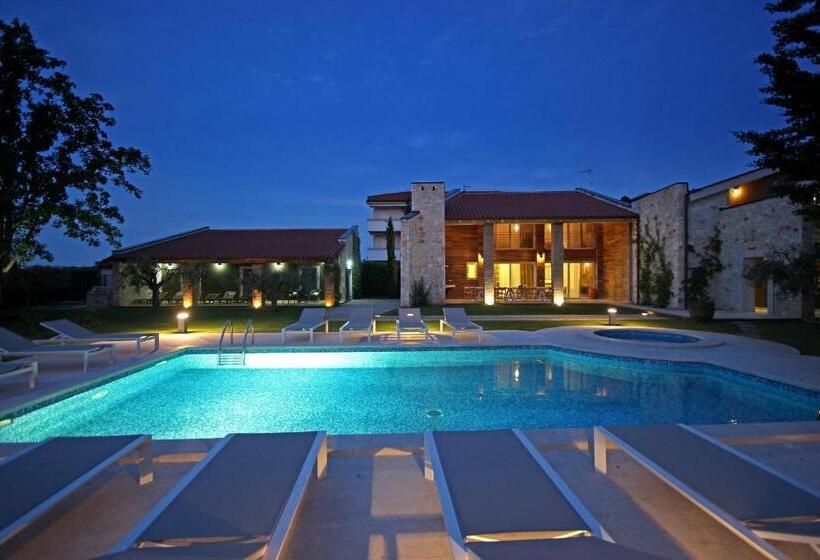 تختخواب و صبحانه Rooms Alla Beccaccia