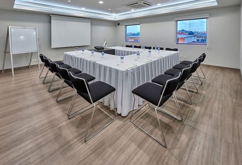 Hotel City Express Junior By Marriott Tuxtepec