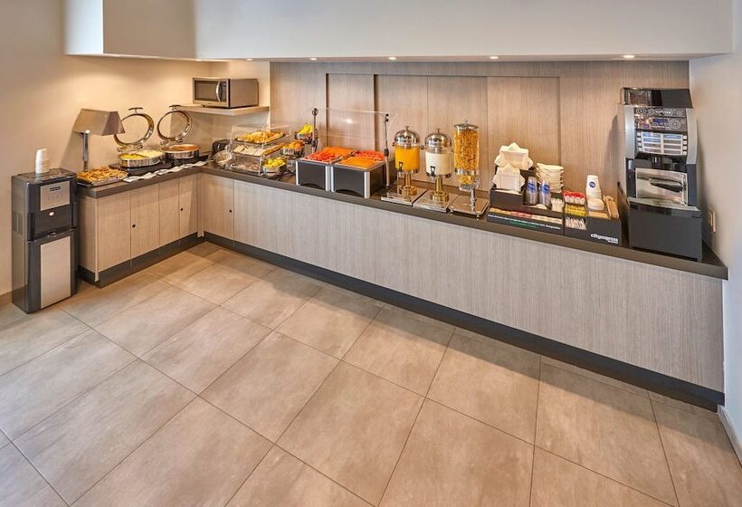 Hotel City Express Junior By Marriott Tuxtepec