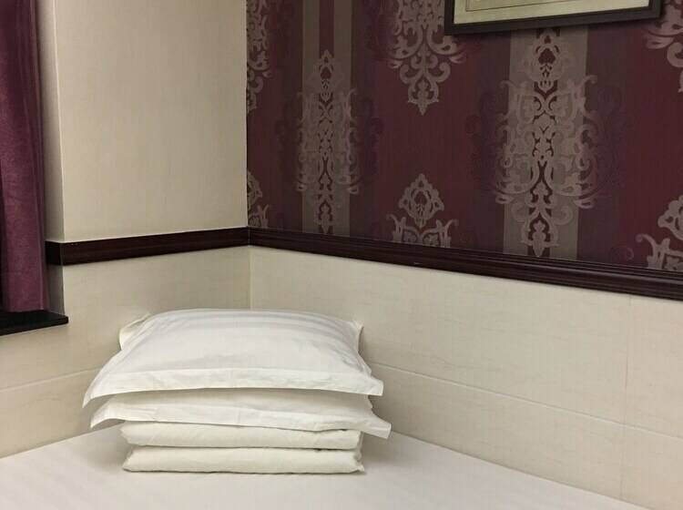 هتل Hang Ho Hostel