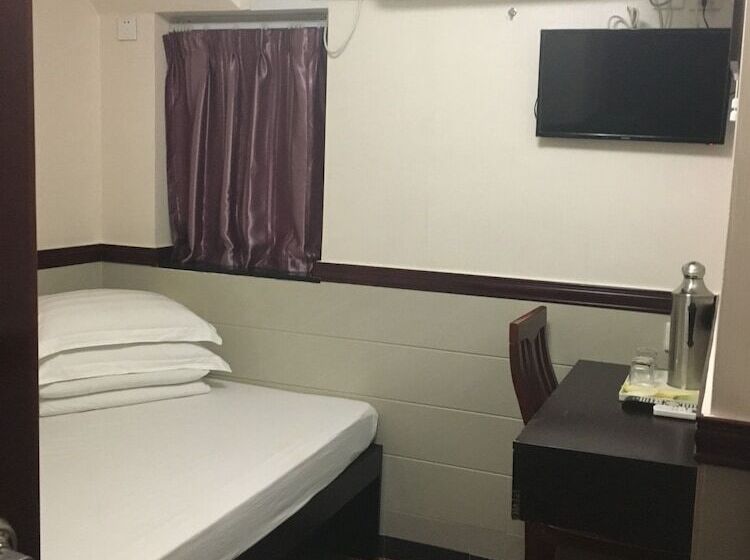 هتل Hang Ho Hostel