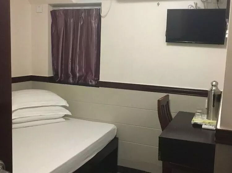 هتل Hang Ho Hostel