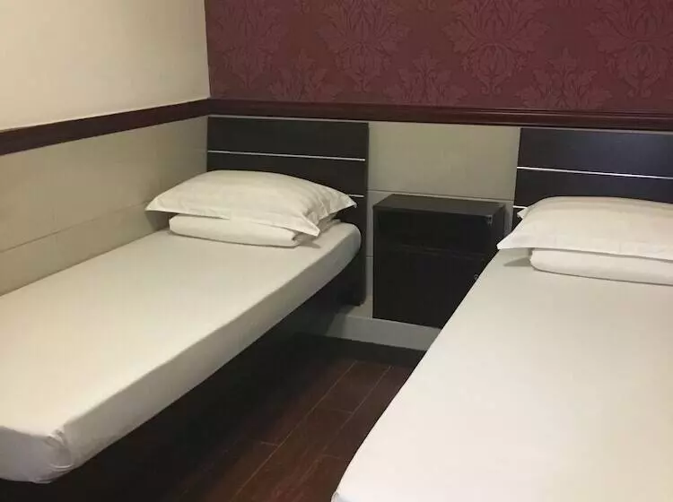 هتل Hang Ho Hostel