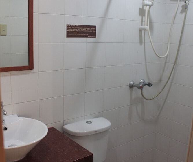 בית מלון כפרי Joyce Apartelle Kalentong