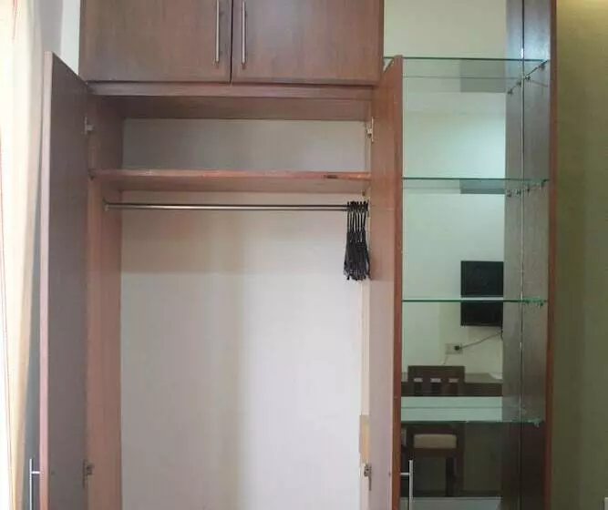 هتل Joyce Apartelle Kalentong