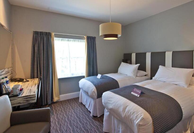 Hotel The Red Lion Wetherspoon